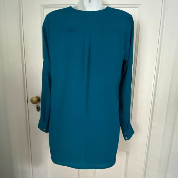 H&M Women's Teal V-Neck Button Down Blouse, High Low, Size 2 - Picture 7 of 7